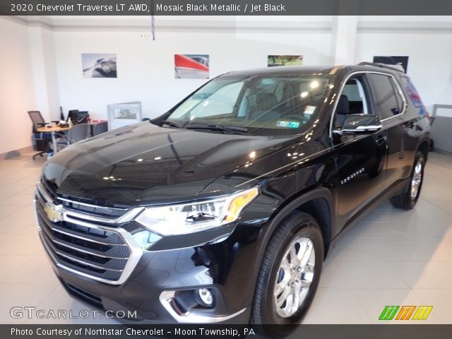 2020 Chevrolet Traverse LT AWD in Mosaic Black Metallic
