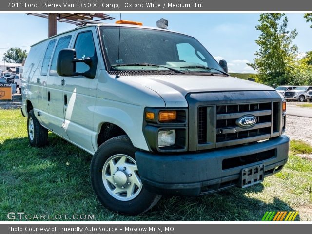 2011 Ford E Series Van E350 XL Cargo in Oxford White