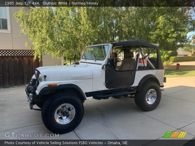 1985 Jeep CJ7 4x4 in Olympic White