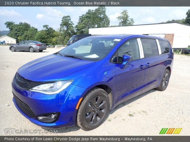 2020 Chrysler Pacifica Hybrid Touring in Ocean Blue Metallic