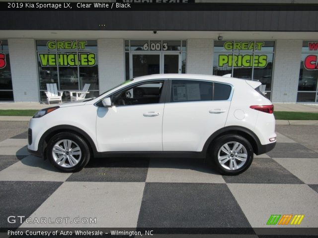 2019 Kia Sportage LX in Clear White