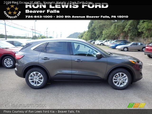 2020 Ford Escape SE 4WD in Magnetic Metallic
