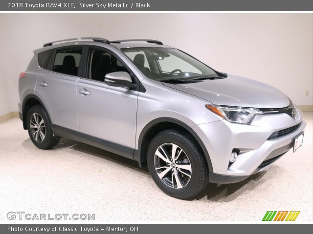 2018 Toyota RAV4 XLE in Silver Sky Metallic