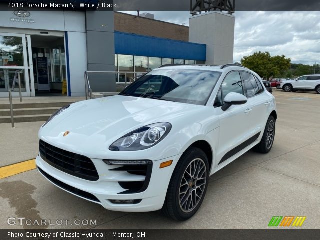 2018 Porsche Macan S in White