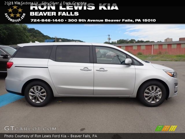 2021 Kia Sedona LX in Silky Silver