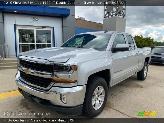 2016 Chevrolet Silverado 1500 LT Double Cab 4x4 in Silver Ice Metallic