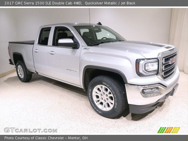 2017 GMC Sierra 1500 SLE Double Cab 4WD in Quicksilver Metallic