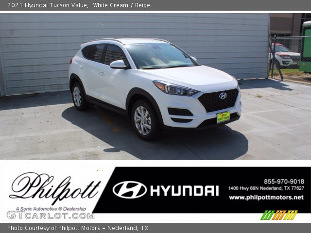 2021 Hyundai Tucson Value in White Cream