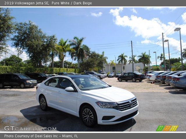 2019 Volkswagen Jetta SE in Pure White