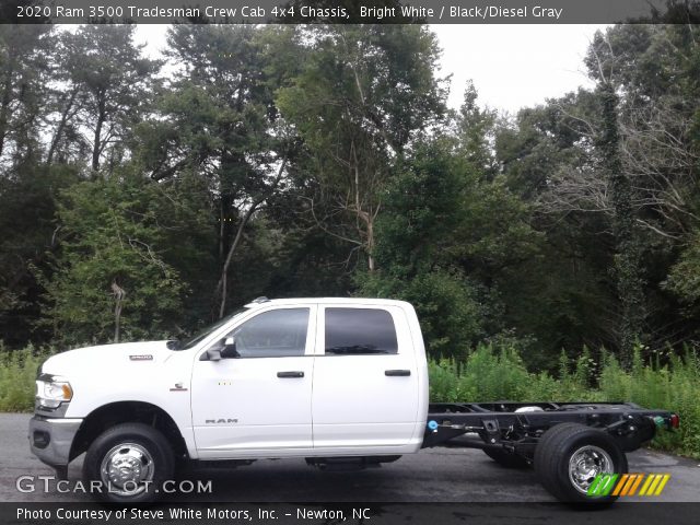 2020 Ram 3500 Tradesman Crew Cab 4x4 Chassis in Bright White