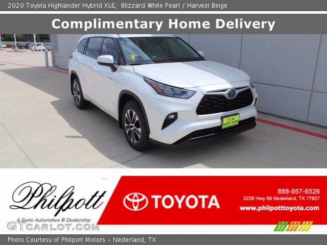 2020 Toyota Highlander Hybrid XLE in Blizzard White Pearl