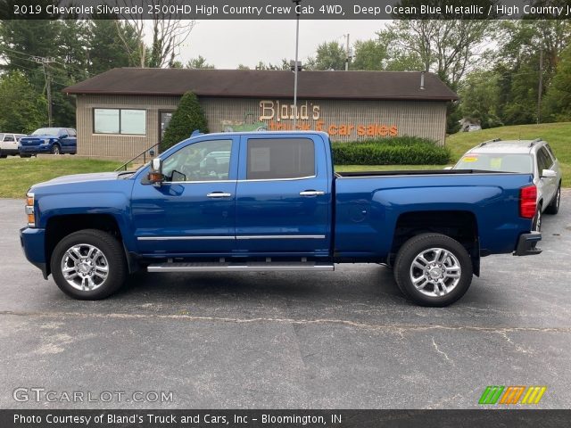 2019 Chevrolet Silverado 2500HD High Country Crew Cab 4WD in Deep Ocean Blue Metallic