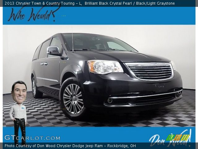 2013 Chrysler Town & Country Touring - L in Brilliant Black Crystal Pearl