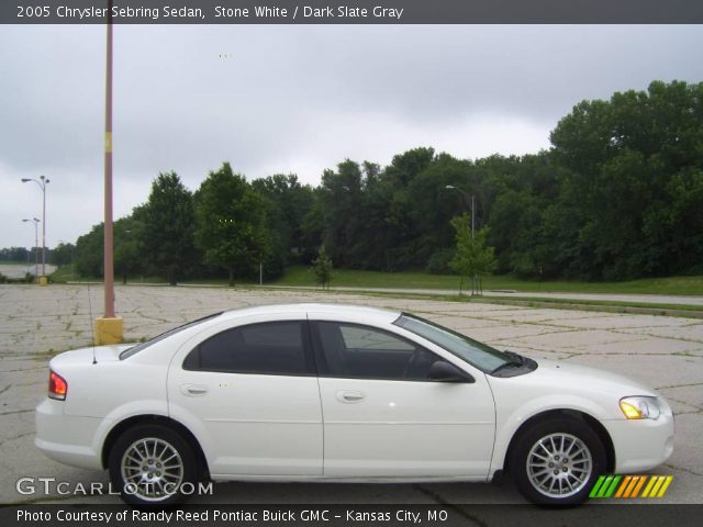 2005 Chrysler Sebring Sedan in Stone White