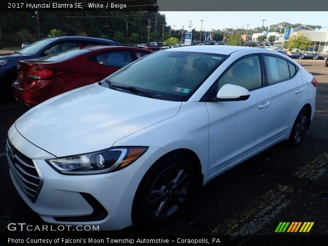 2017 Hyundai Elantra SE in White
