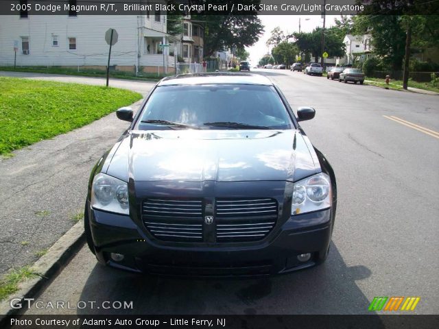 2005 Dodge Magnum R/T in Brilliant Black Crystal Pearl