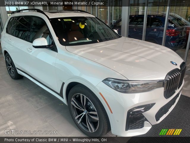 2021 BMW X7 xDrive40i in Mineral White Metallic