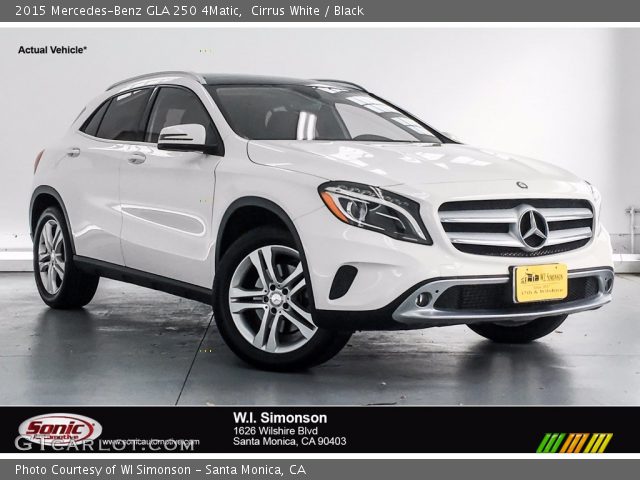 2015 Mercedes-Benz GLA 250 4Matic in Cirrus White