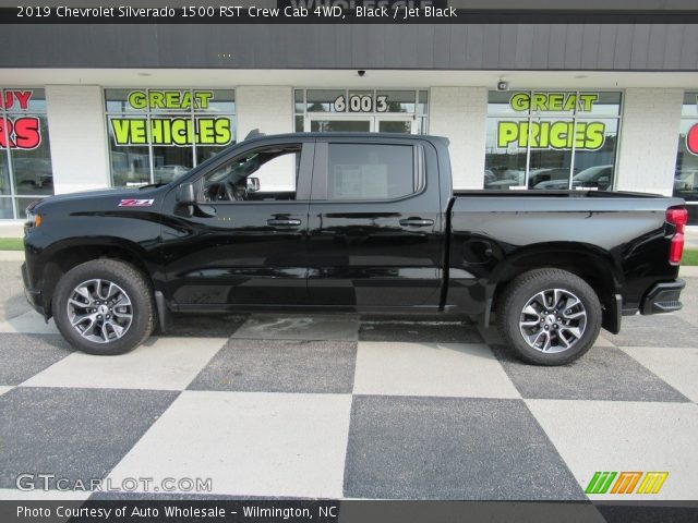 2019 Chevrolet Silverado 1500 RST Crew Cab 4WD in Black