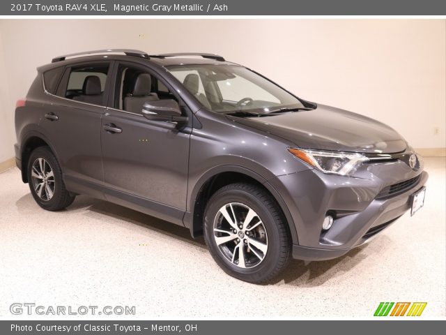 2017 Toyota RAV4 XLE in Magnetic Gray Metallic