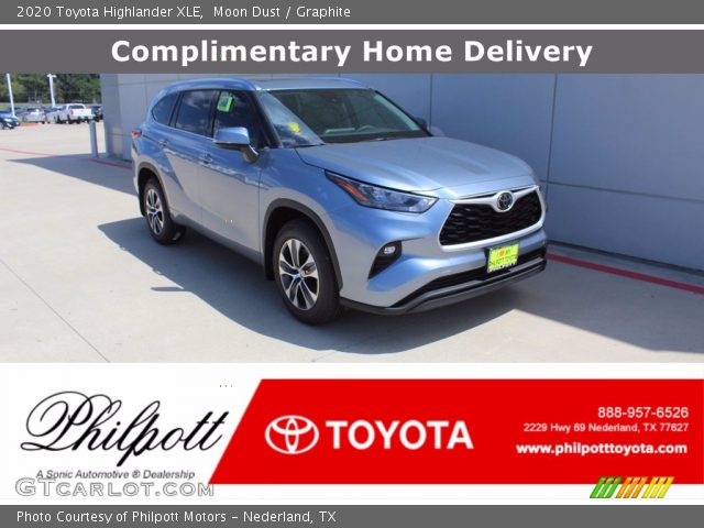2020 Toyota Highlander XLE in Moon Dust