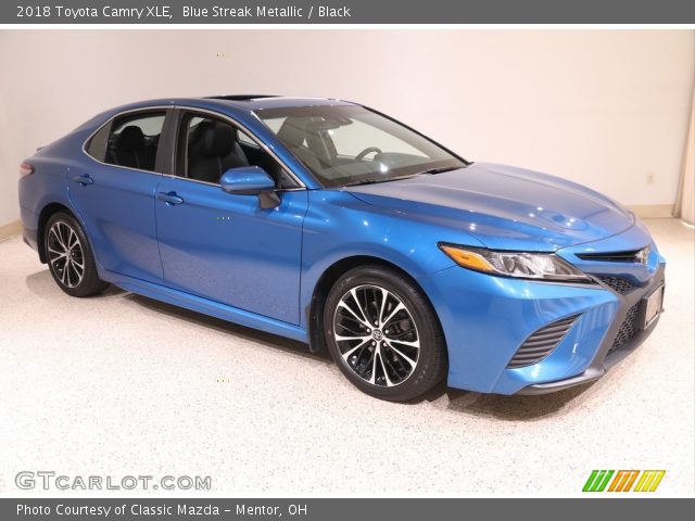 2018 Toyota Camry XLE in Blue Streak Metallic