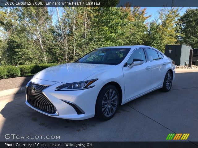 2020 Lexus ES 300h in Eminent White Pearl