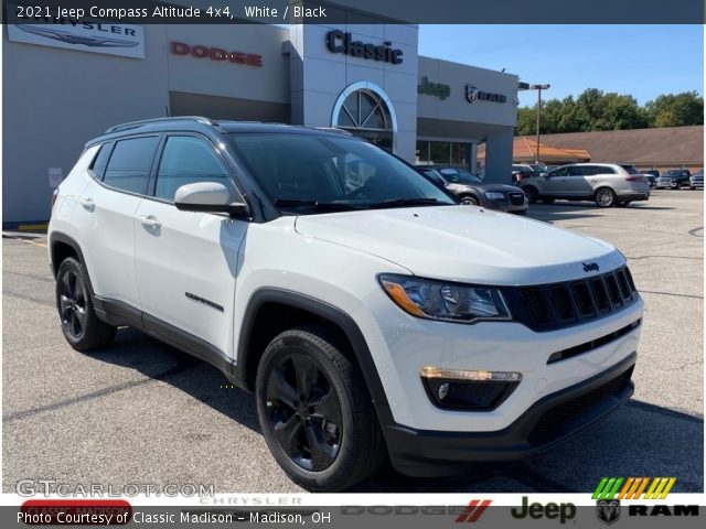 2021 Jeep Compass Altitude 4x4 in White