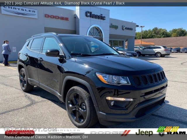 2021 Jeep Compass Altitude 4x4 in Diamond Black Crystal Pearl