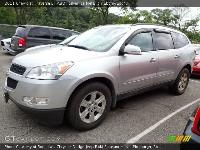 2011 Chevrolet Traverse LT AWD in Silver Ice Metallic