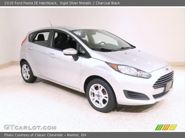 2016 Ford Fiesta SE Hatchback in Ingot Silver Metallic