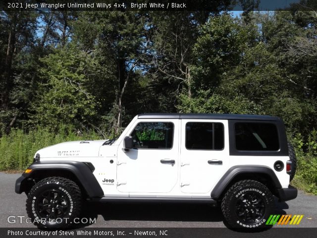 2021 Jeep Wrangler Unlimited Willys 4x4 in Bright White