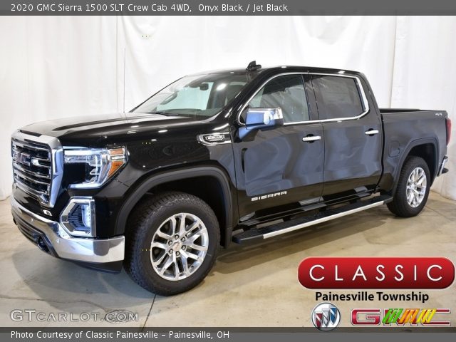 2020 GMC Sierra 1500 SLT Crew Cab 4WD in Onyx Black