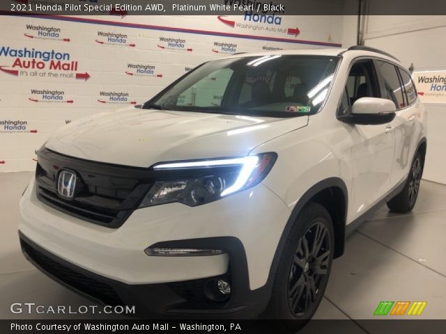 2021 Honda Pilot Special Edition AWD in Platinum White Pearl