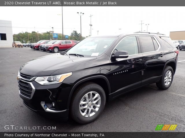 2020 Chevrolet Traverse LT AWD in Mosaic Black Metallic