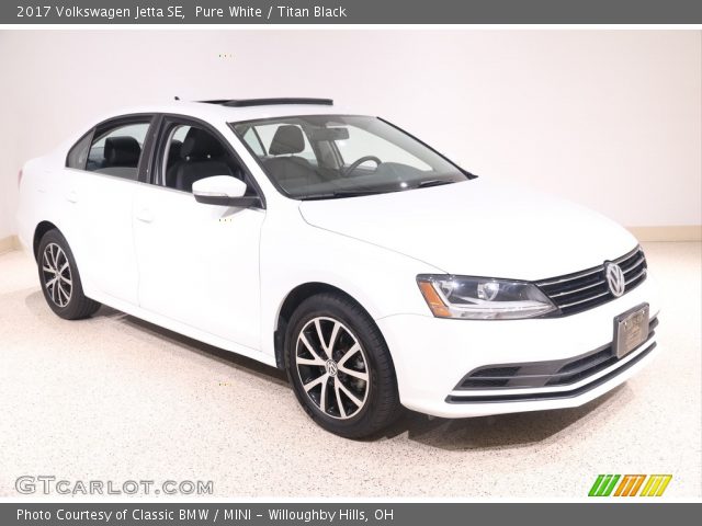 2017 Volkswagen Jetta SE in Pure White