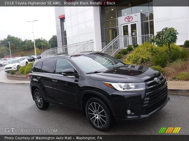 2018 Toyota Highlander SE AWD in Midnight Black Metallic