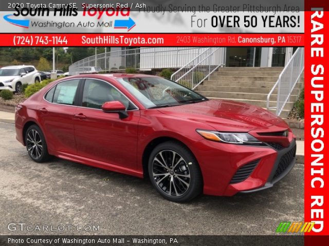 2020 Toyota Camry SE in Supersonic Red