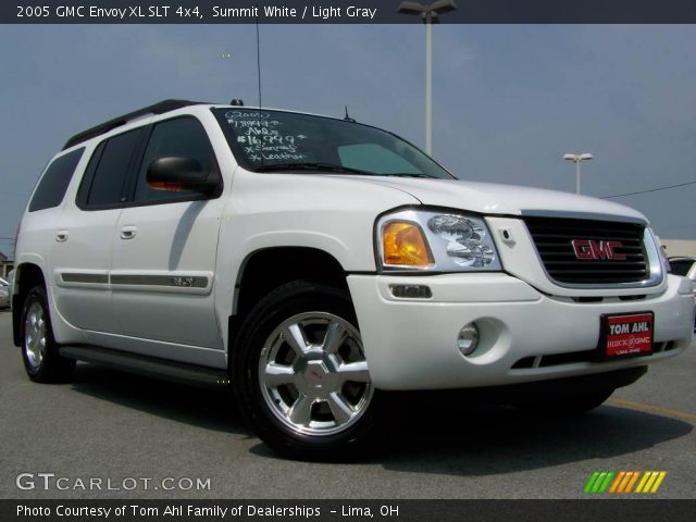 2005 GMC Envoy XL SLT 4x4 in Summit White