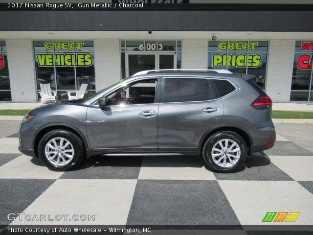 2017 Nissan Rogue SV in Gun Metallic