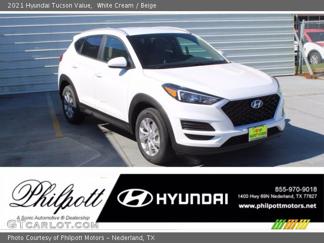 2021 Hyundai Tucson Value in White Cream
