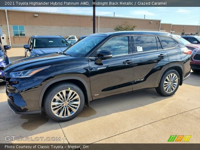 2021 Toyota Highlander Hybrid Platinum AWD in Midnight Black Metallic