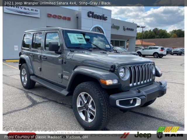 2021 Jeep Wrangler Unlimited Sahara 4x4 in Sting-Gray