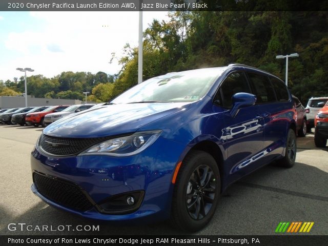 2020 Chrysler Pacifica Launch Edition AWD in Jazz Blue Pearl