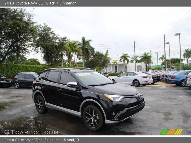 2018 Toyota RAV4 SE in Black