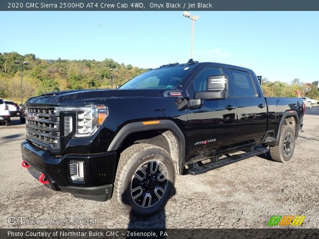 2020 GMC Sierra 2500HD AT4 Crew Cab 4WD in Onyx Black