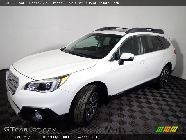 2015 Subaru Outback 2.5i Limited in Crystal White Pearl