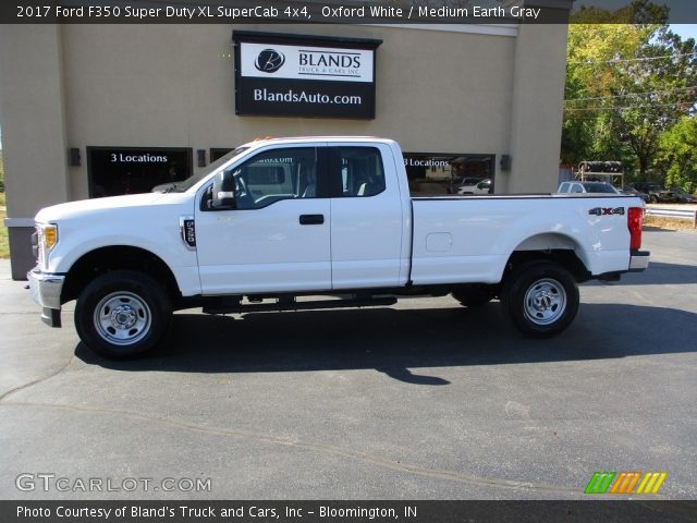 2017 Ford F350 Super Duty XL SuperCab 4x4 in Oxford White