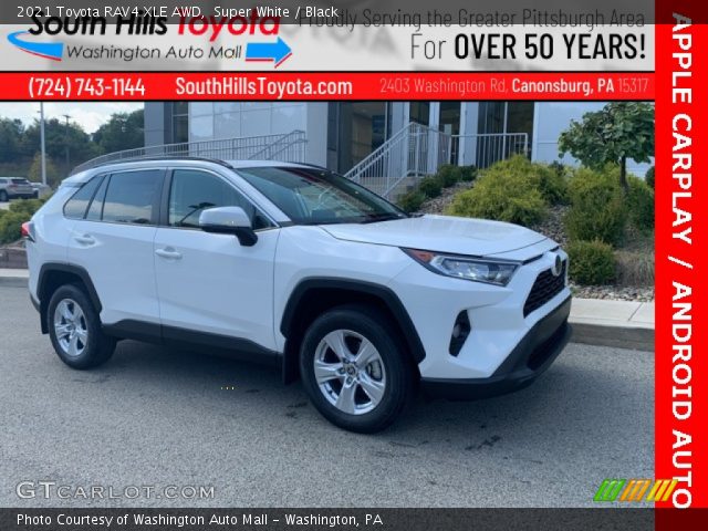 2021 Toyota RAV4 XLE AWD in Super White