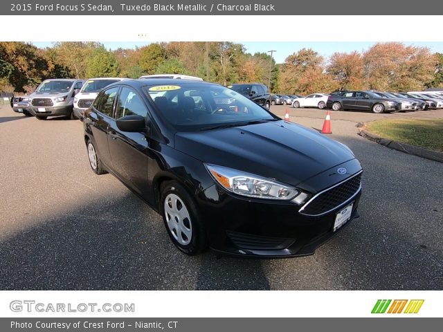 2015 Ford Focus S Sedan in Tuxedo Black Metallic